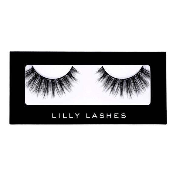 LILLY LASHES Premium Synthetic “Chicago” Lash Bundle NWT - Picture 2 of 6